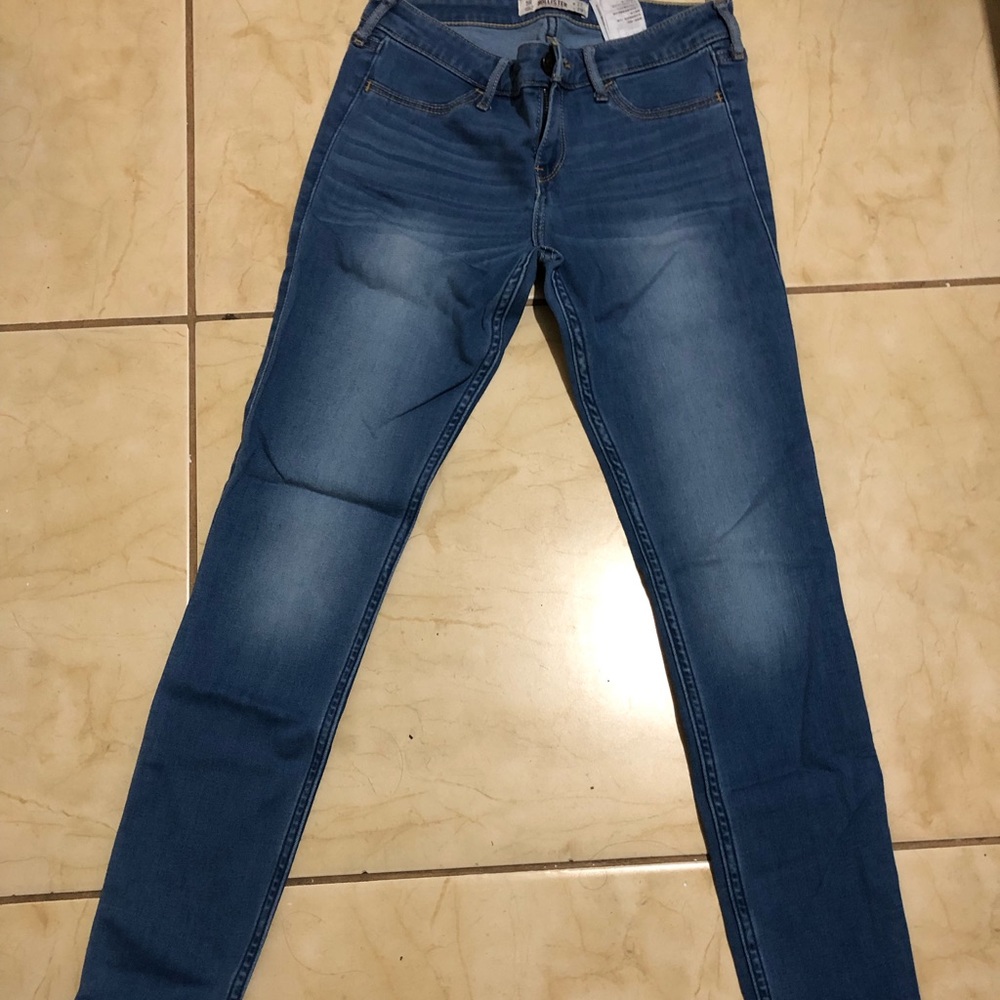 Hollister jeans